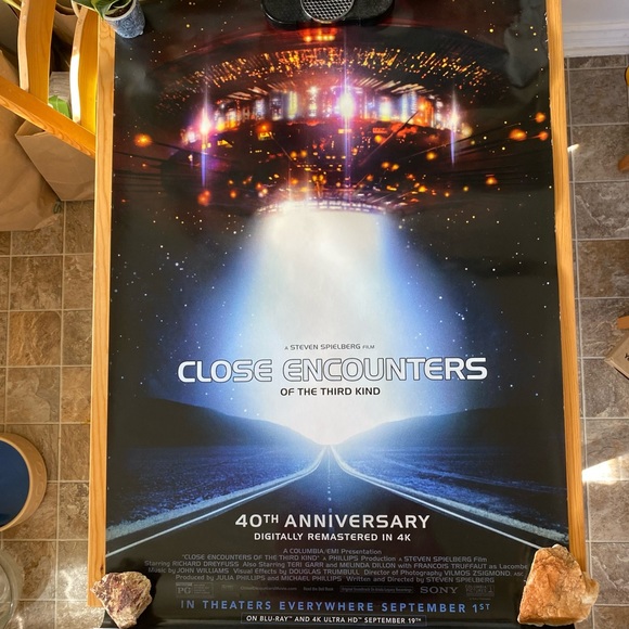 ‼️RARE: Close Encounters 40th Anniversary Movie Poster‼️ - Picture 2 of 8